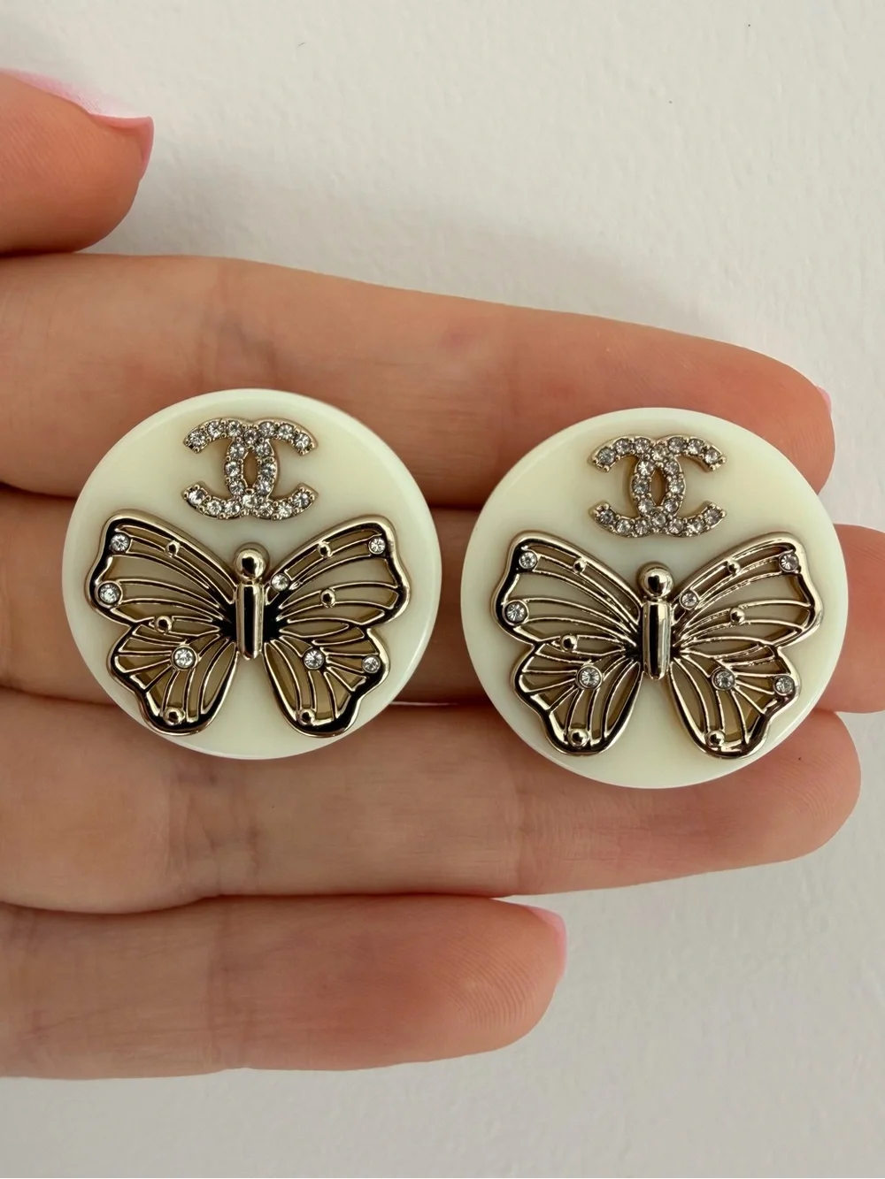 🤍CHANEL Cream and Gold Butterfly Button Earrings with Crystal CC🤍